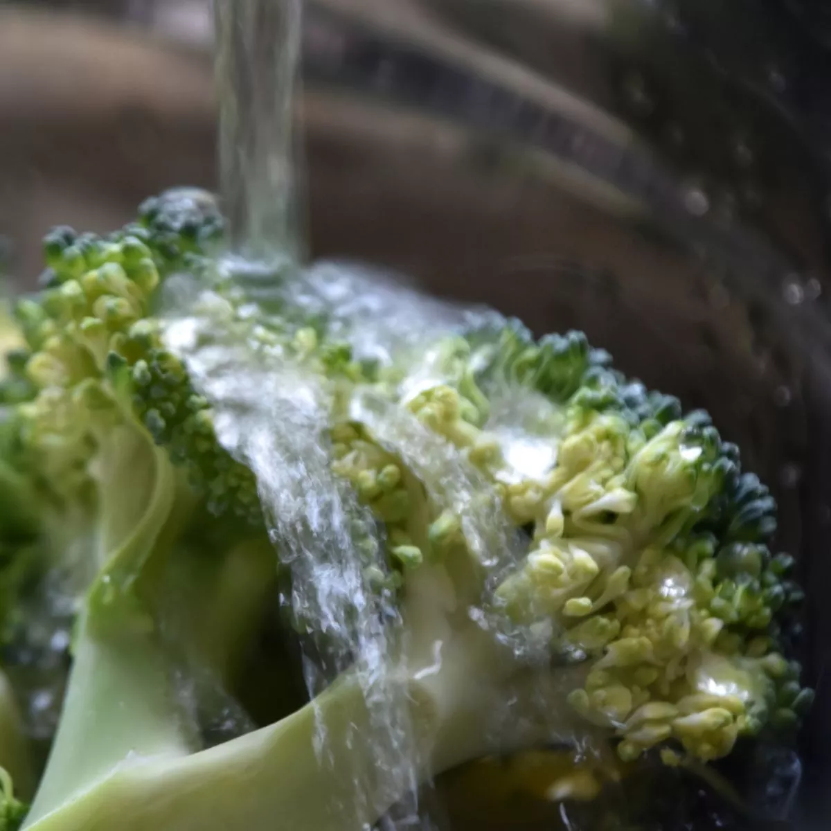 how to steam broccoli