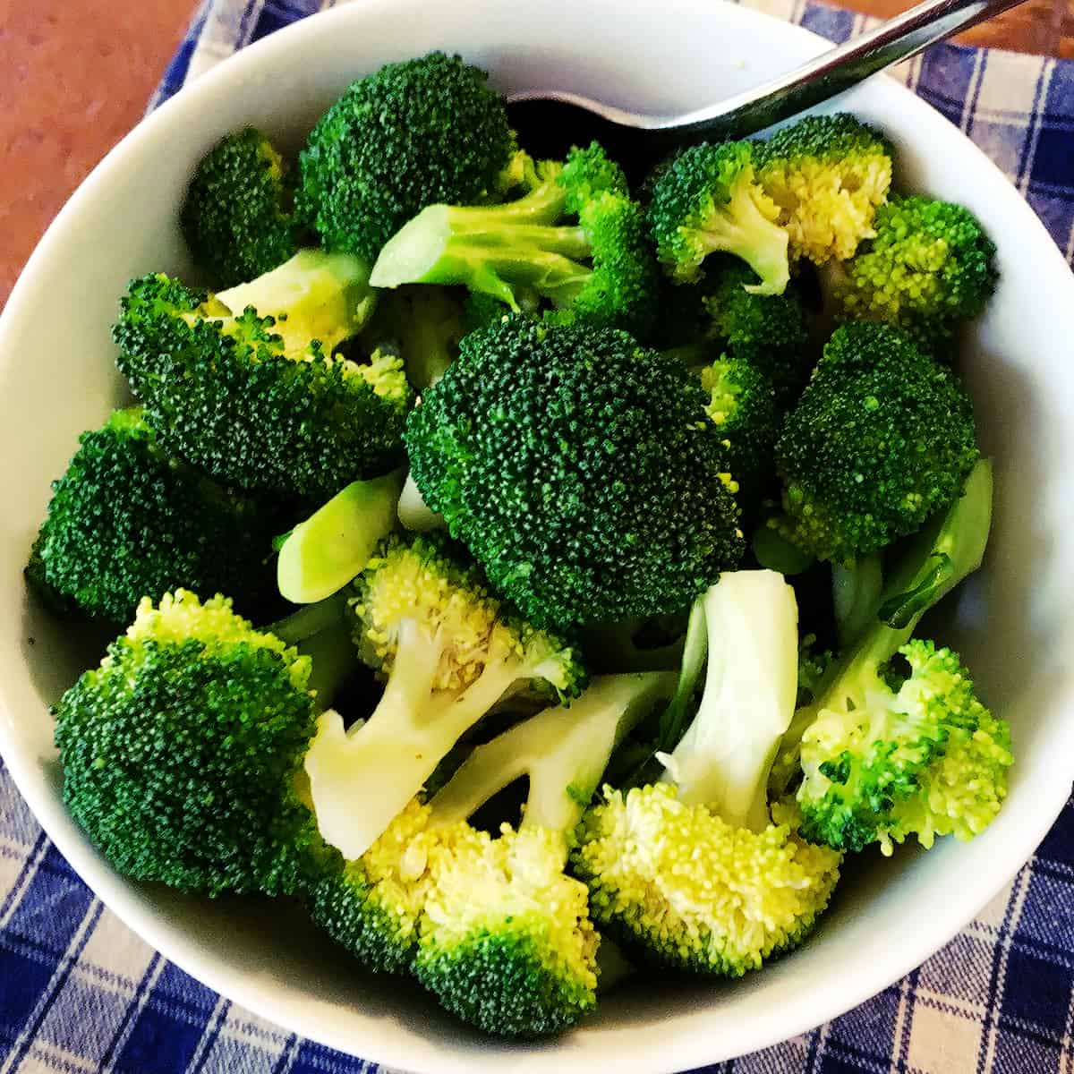 how to steam broccoli